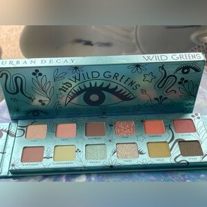 Urban Decay Wild Greens Vegan Eyeshadow Palette